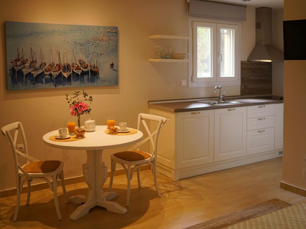 Intermezzo Apartment Kontokali Ngoại thất bức ảnh